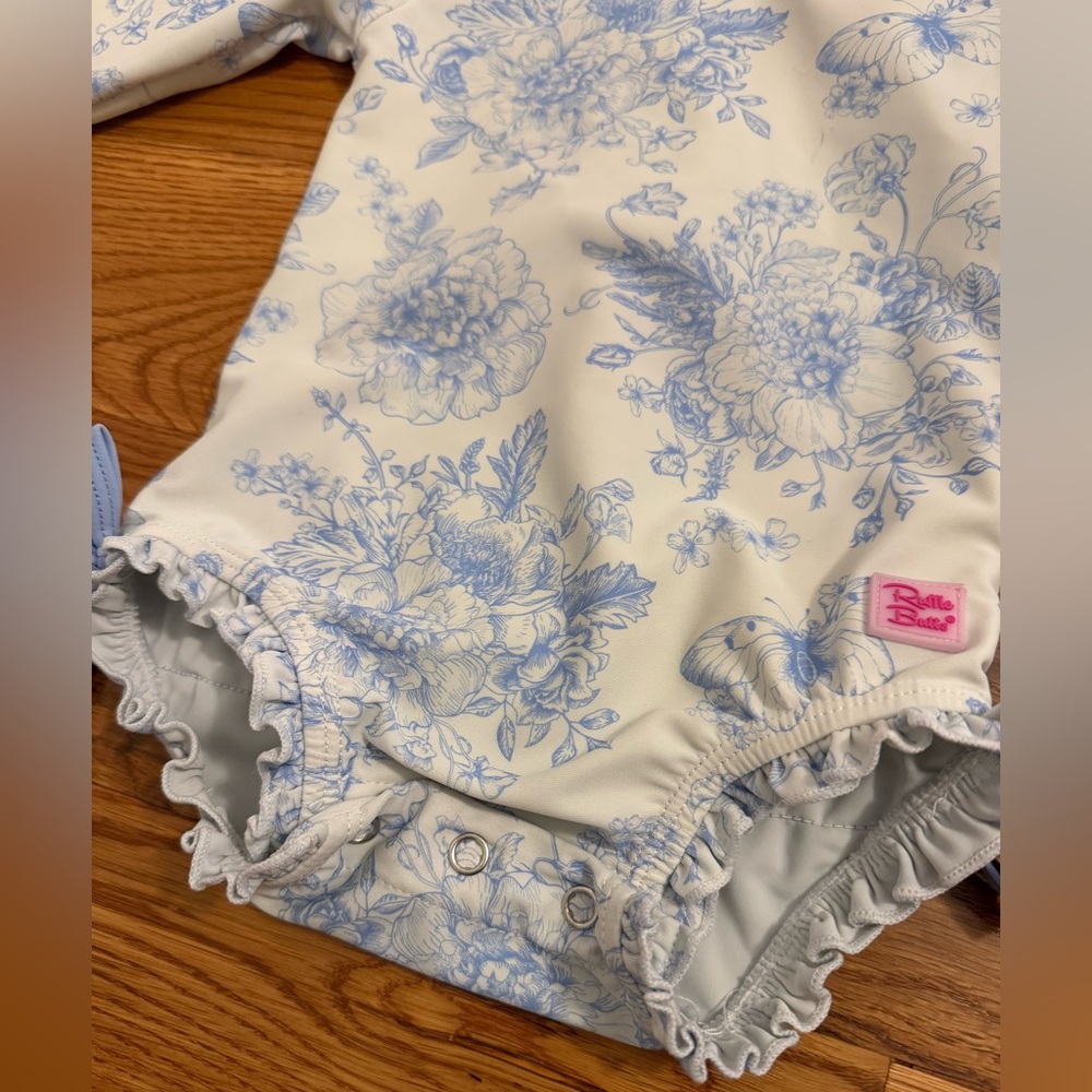 RuffleButts Long Sleeve One Piece Rash Guard Bathing Suit Size 6-12 Months - Picture 7 of 10